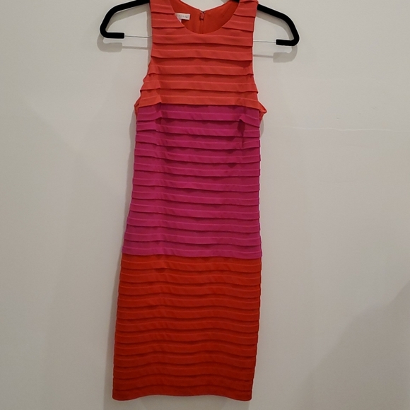 Woman's London Times Sleeveless Pleated Steath Dress - Picture 2 of 14